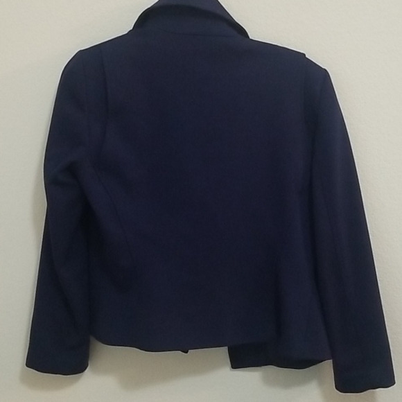 Tahari blazer - Picture 2 of 2